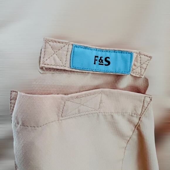 Field & Stream Men's Latitude II Woven Fishing Button Down T-Shirt Size XLarge - Picture 3 of 9